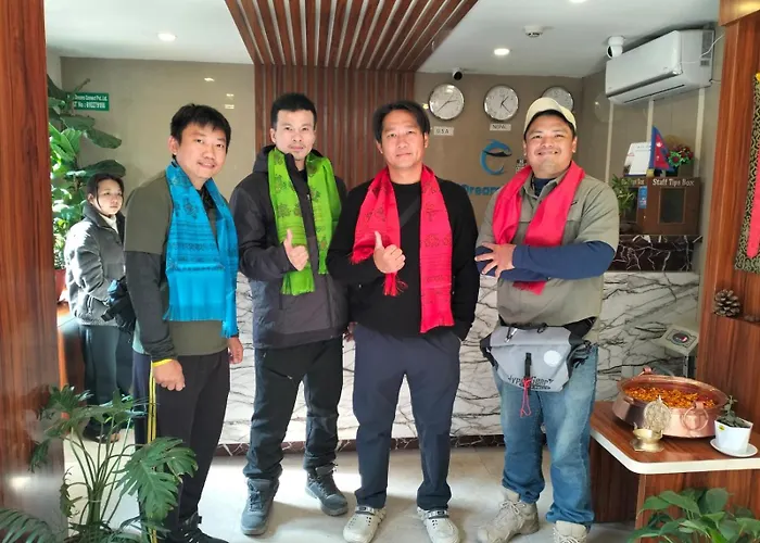 Dreams Connect Grb 2 Hotel